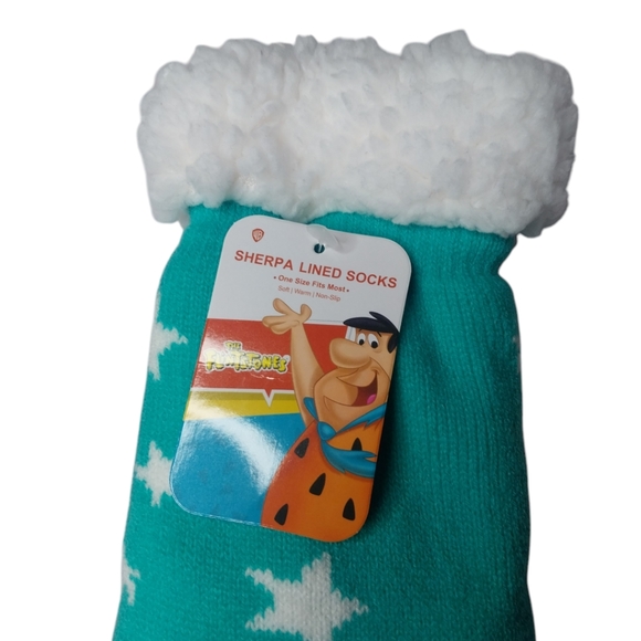 🥳 FREE with purchase- Flintstone Sherpa lined gripper bottom slipper socks - Picture 6 of 7